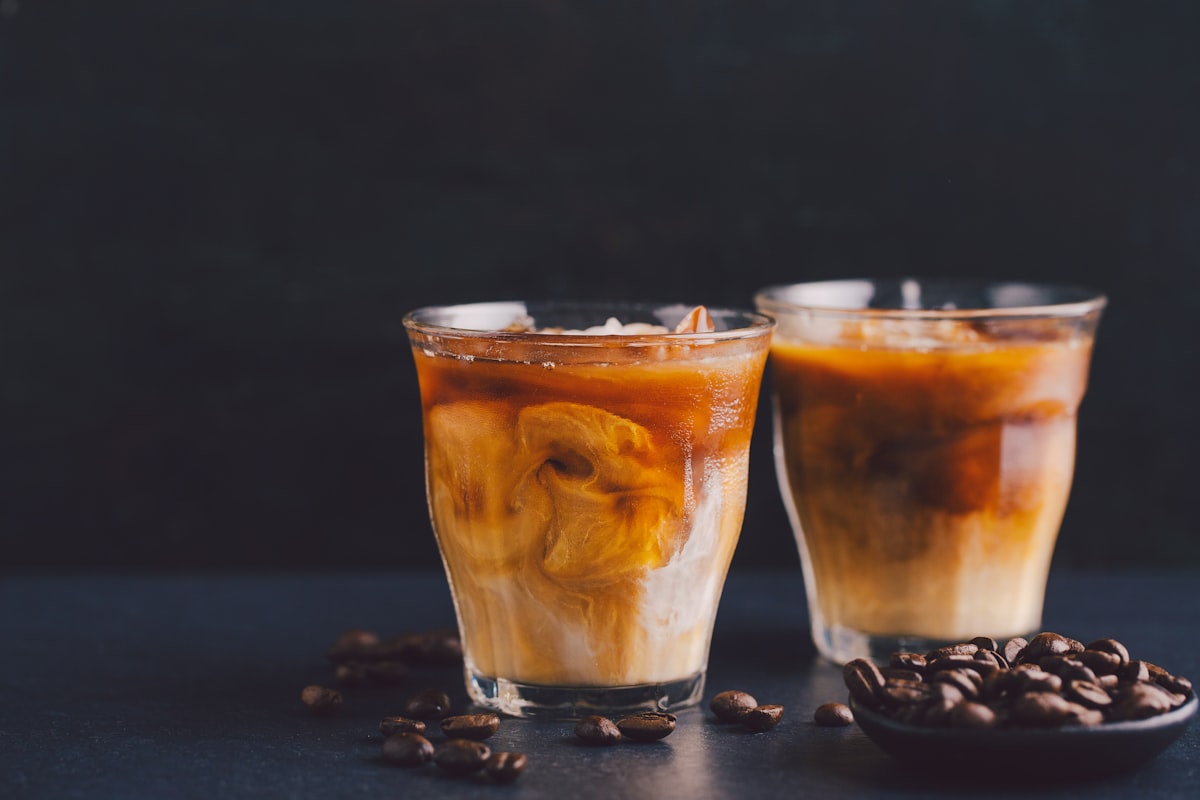 Dirty coffee is dé koffietrend die nu overal opduikt